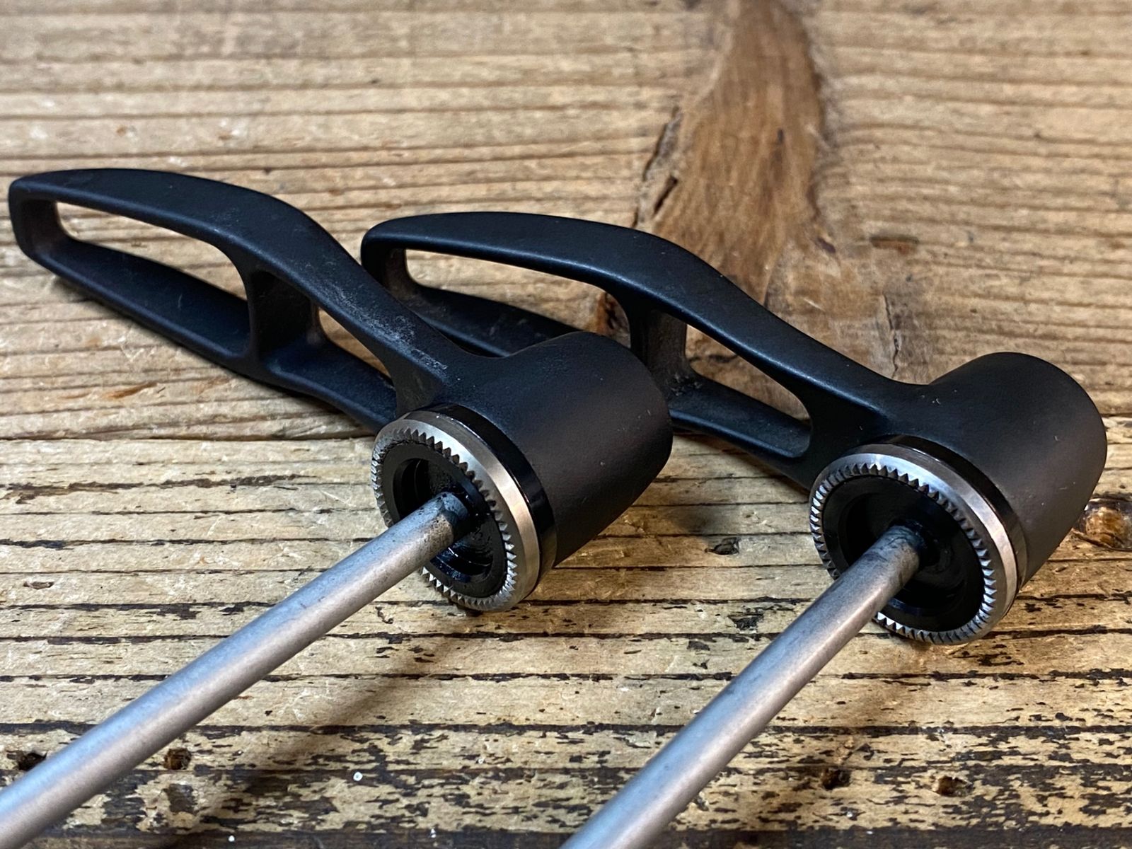 βチタニウム DTスイスRWSクイックリリース 前後セット βチタニウム DTスイスRWSクイックリリース 前後セット βチタニウム DT