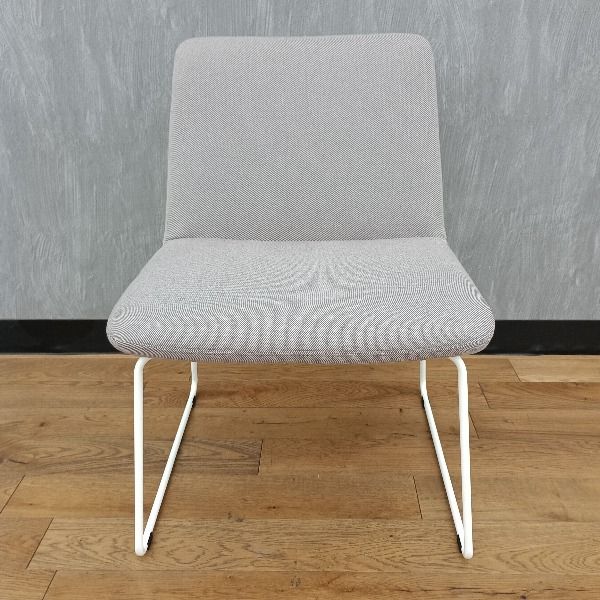 OKAMURA オカムラ ミーティングチェア L531 L531WN-9379 2020年製 ライトグレー