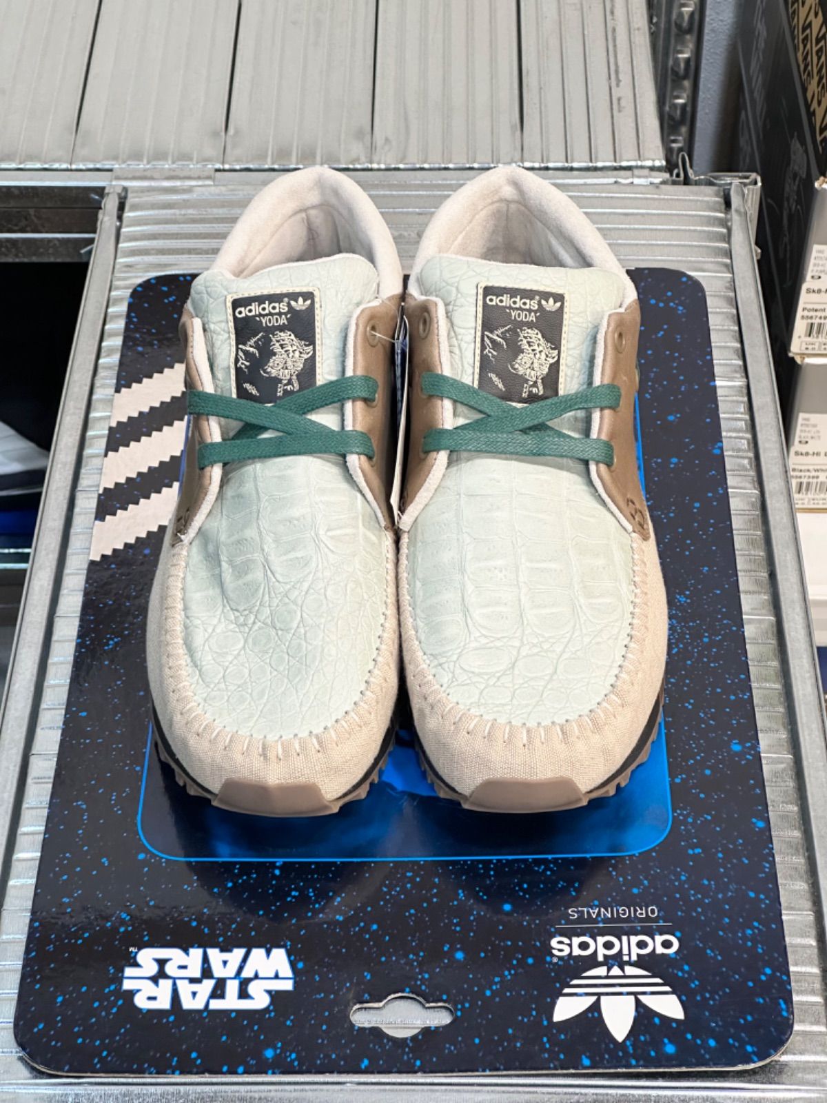 ☾出品 ☆未使用品☆ adidas 【ZX 700 BOAT SW】 - メルカリ