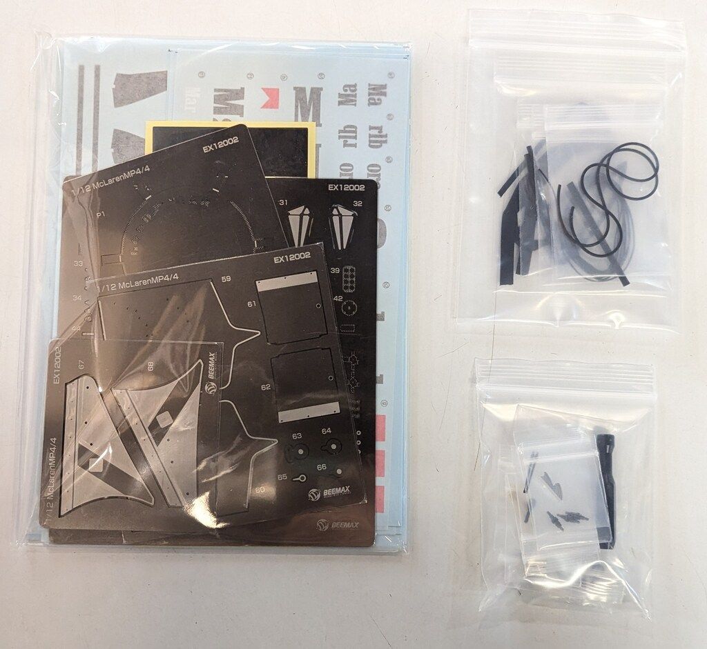 アレン出品 Beemax/PLATZ 1/12 ディテールアップパーツ McLaren MP4/4 '88 WORLD