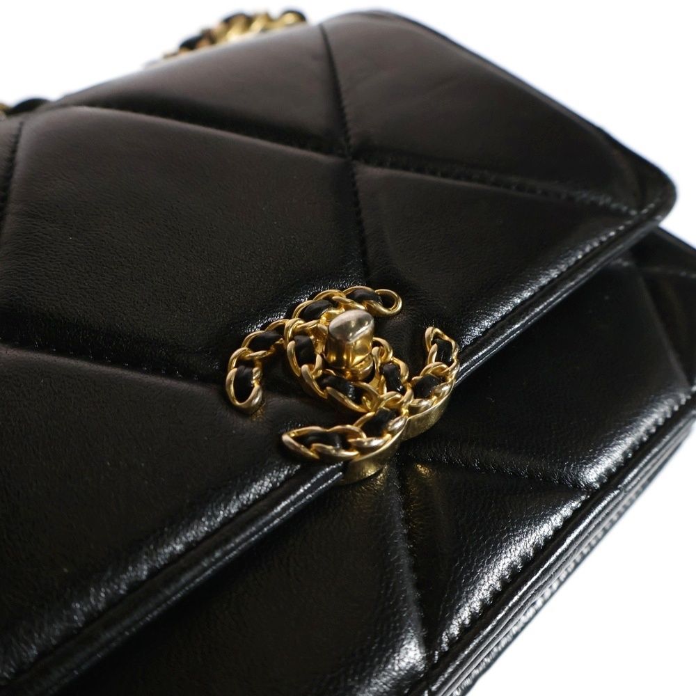 ココマーク チェーン ターンロック GP×革 ブラック×ゴールド CHANEL (シャネル) シャネル19 ココマーク ターンロック