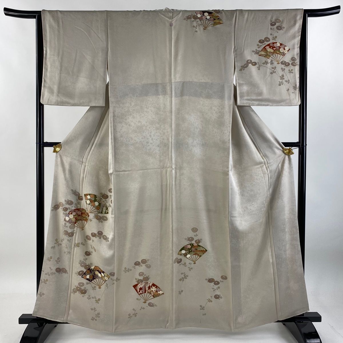付下げ 身丈161cm 裄丈64cm M 袷 扇 万寿菊 金彩 灰茶 正絹 秀品 一つ紋