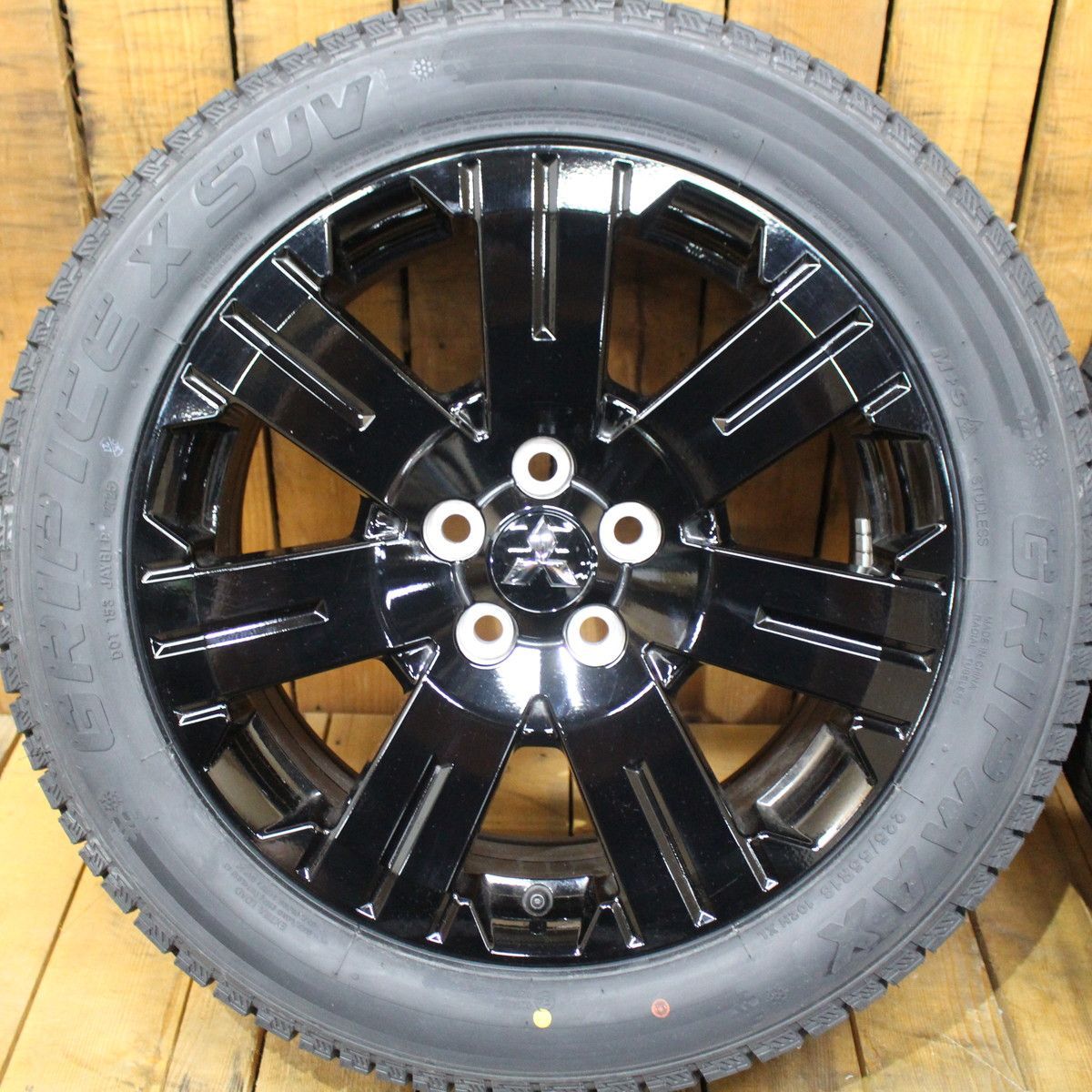 【送料込】デリカD5 シャモニー専用 ブラックホイールセット225/55R18 MITSUBISHI デリカD5 シャモニー 純正 ブラック 18インチ 2025年製造