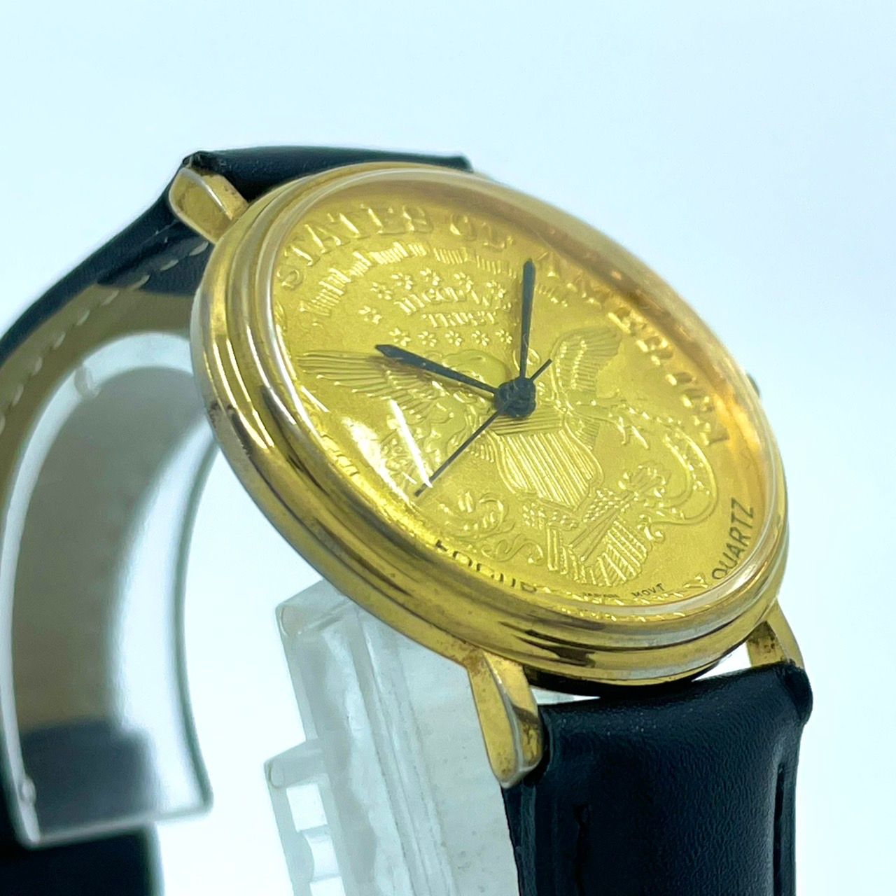 TISSOT ティソ スモールセコンド ラウンド ゴールドカラー 腕時計