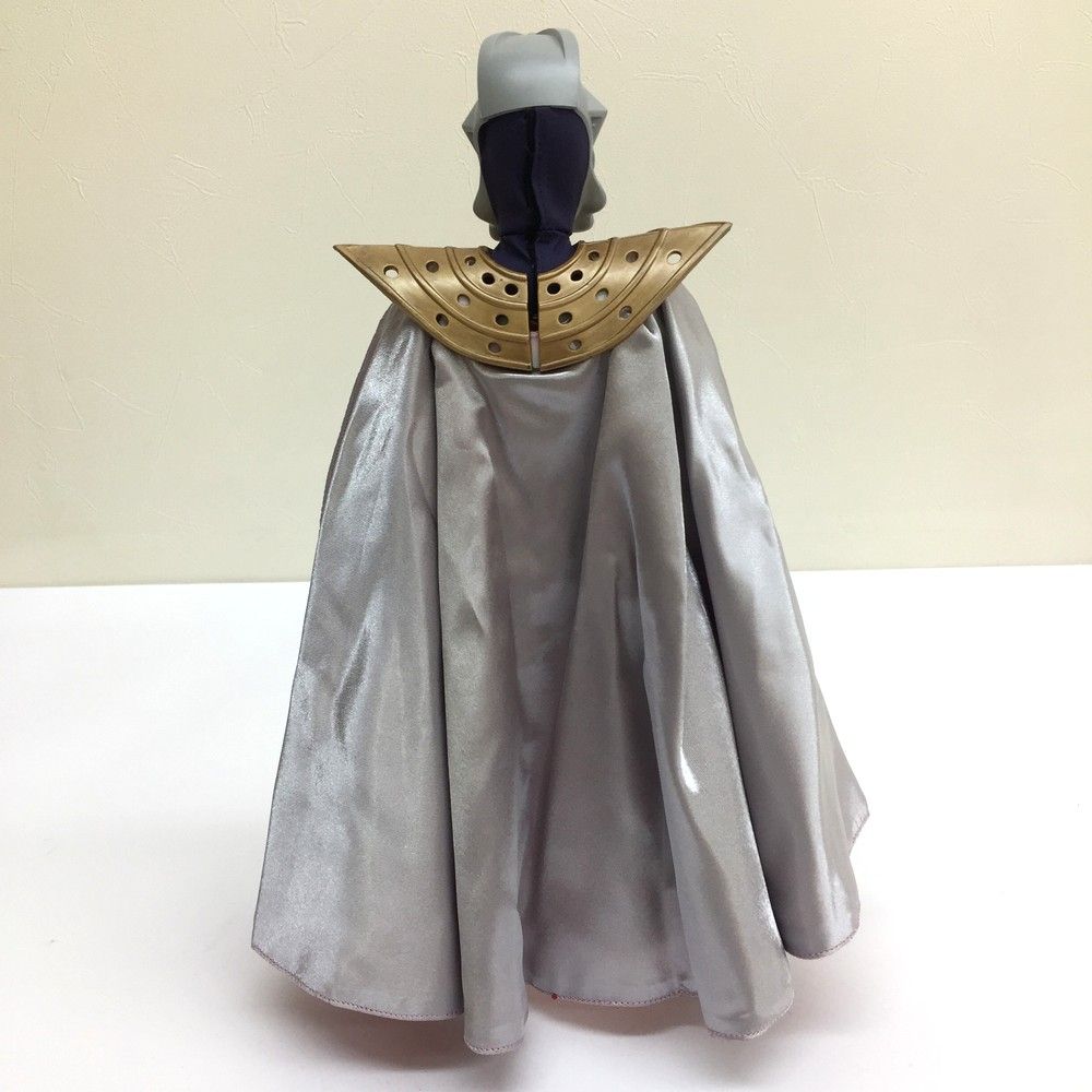 ☆美品 メディコムトイ ウルトラマンキング リアルアクション