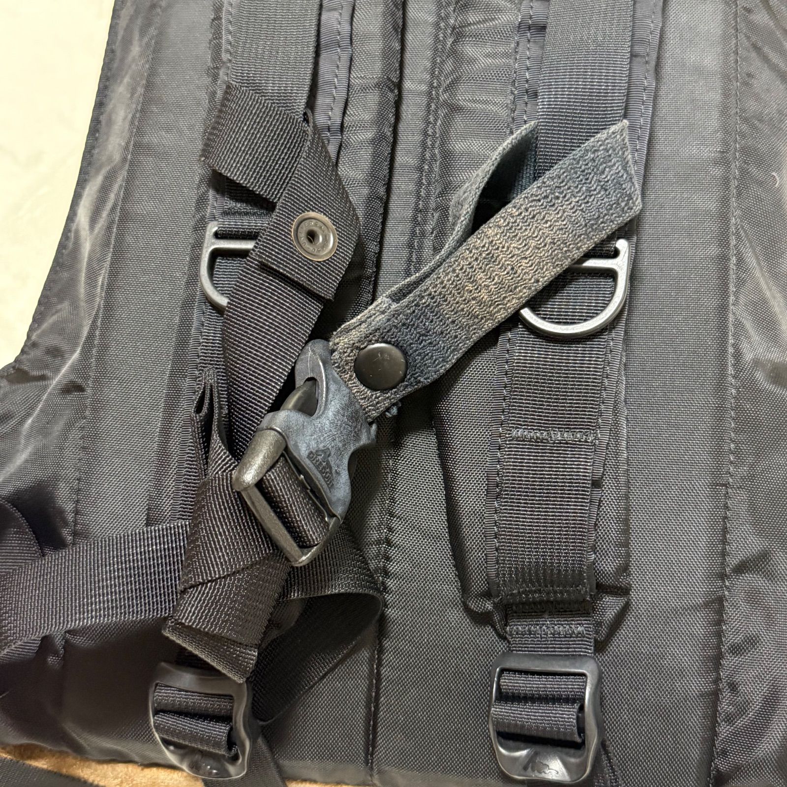 グレゴリー デイパック ボトムレザー 旧ロゴ 銀タグ USA - メルカリ