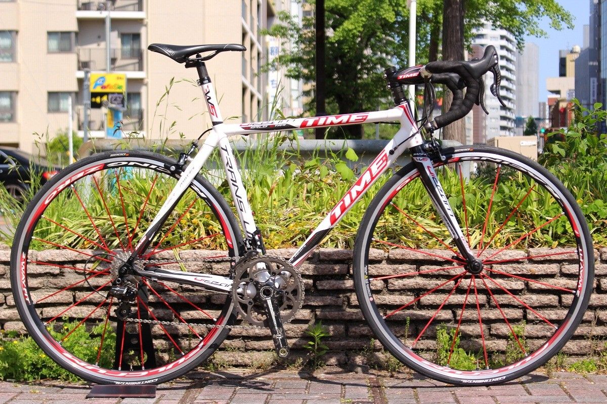 【希少】GIANT TCR ADVANCED RABOBANK 2009年モデル 2009 Giant TCR Advan - Bicycle Details - BicycleBlueBook.com