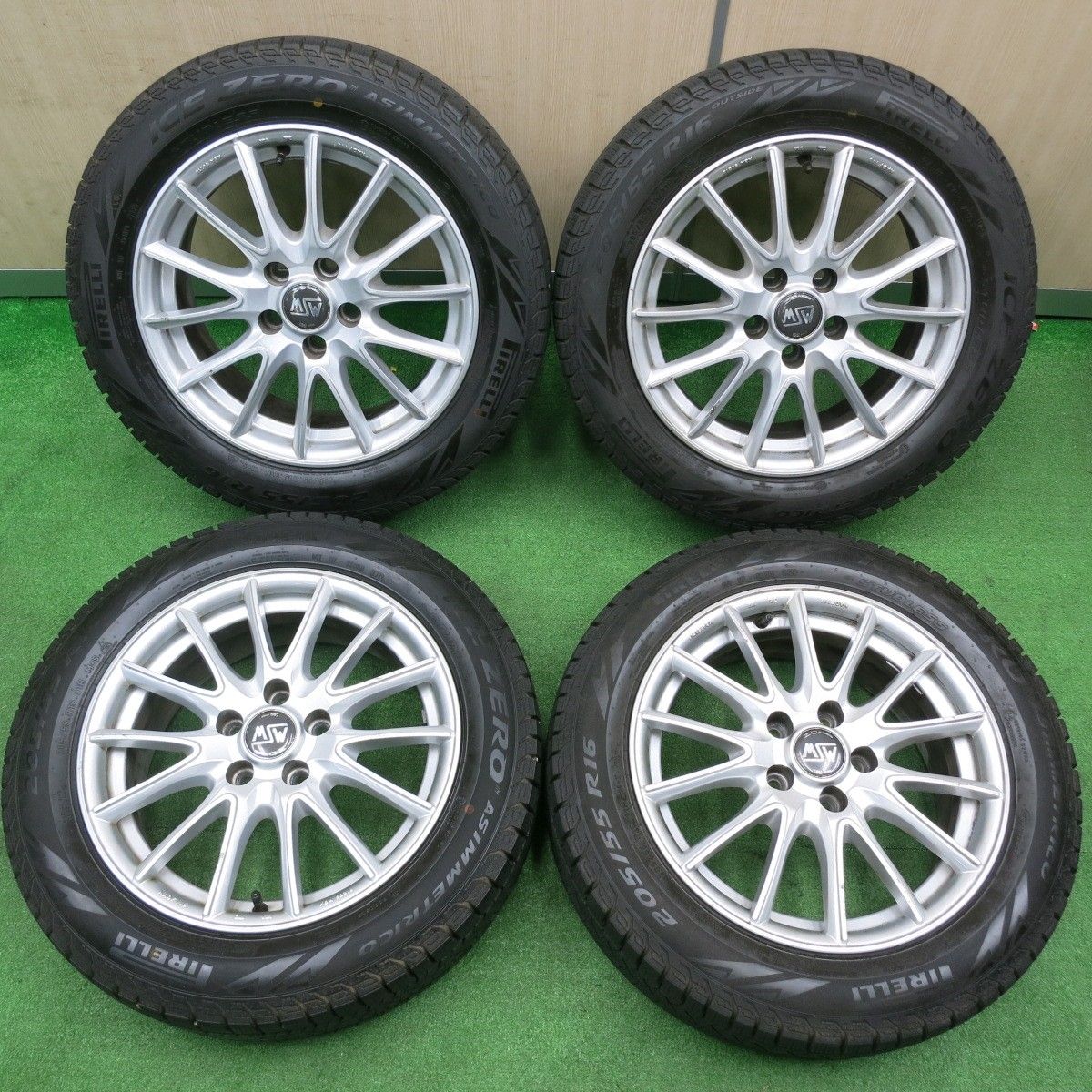 [送料無料] バリ溝！22年！9分ボルボ 等 MSW O・Z 205/55R16 スタッドレス ピレリ アイスゼロ アシンメトリコ 16インチ OZ PCD108/5H4111308TNス