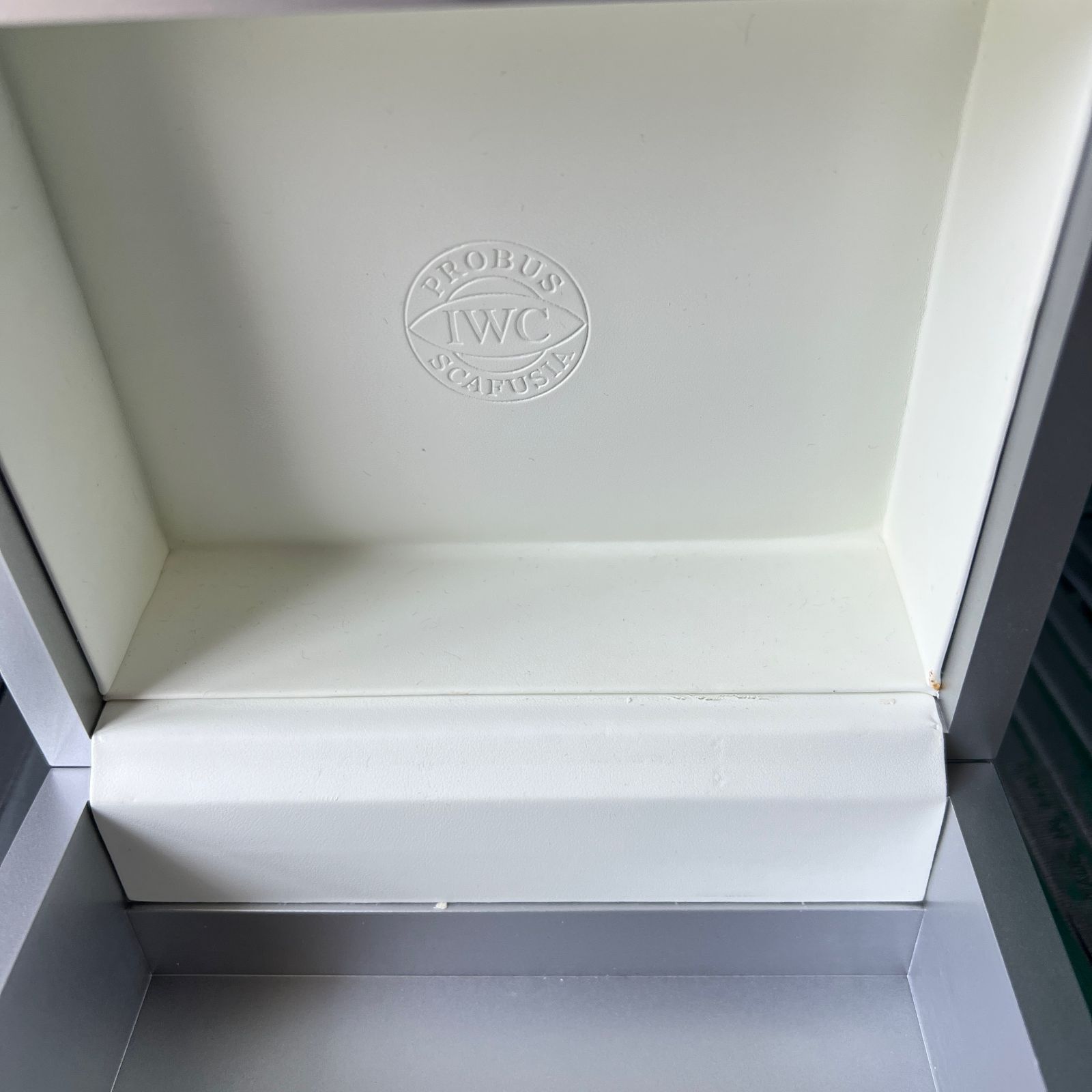 3F｜時計のBOX（箱）はこんな感じです IWC編｜ISHIDA新宿
