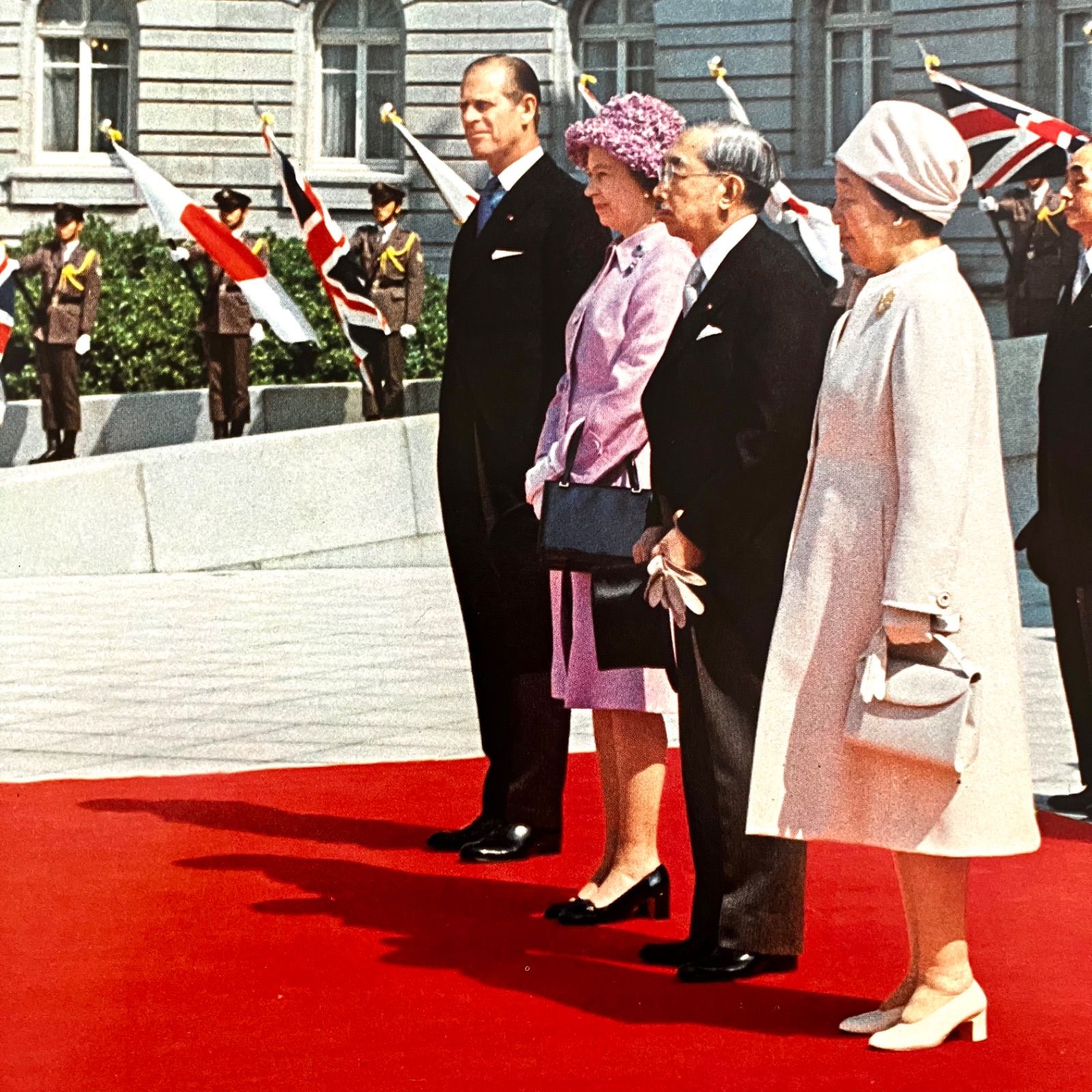 エリザベス女王⭐️女王の微笑】 Queen Elizabeth Ⅱ in Japan