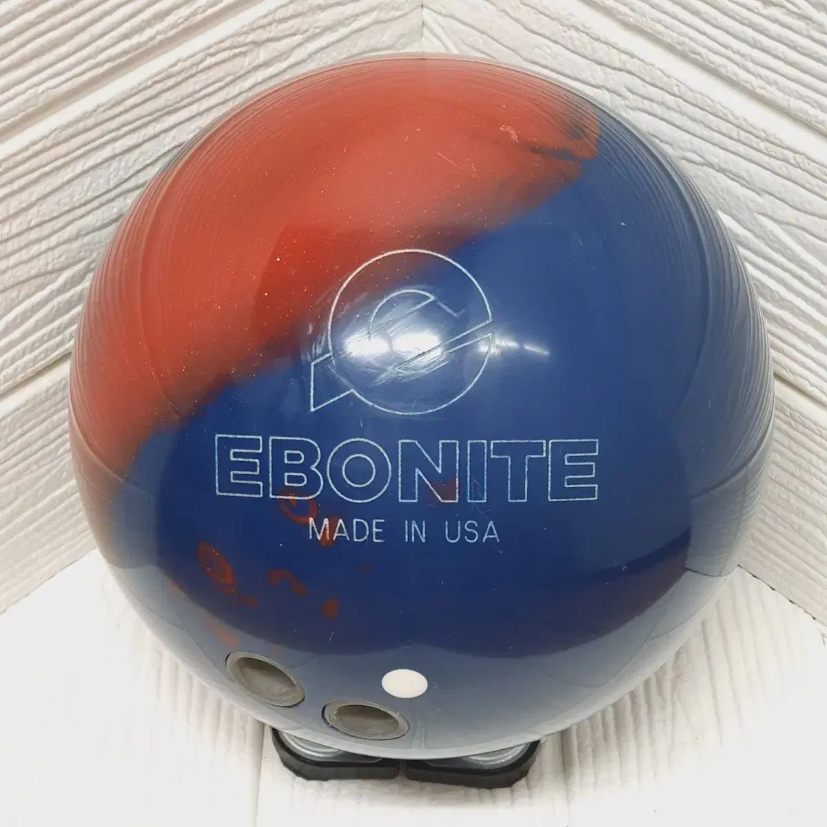 新品，格安】 (中古ボウリングボール) エボナイト(EBONITE) 台風 15P 