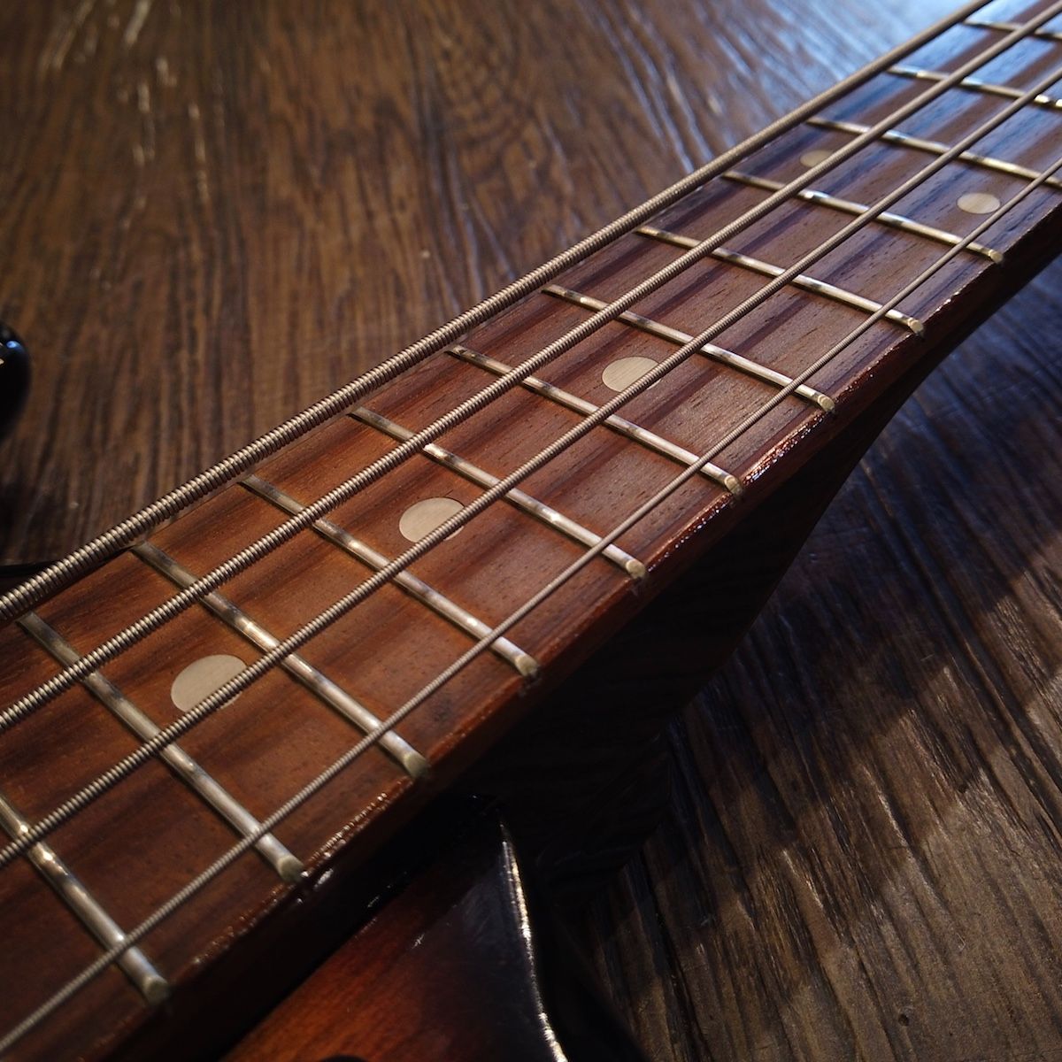 TEISCO BR-1 モズライトタイプ　ベース　希少　最終値下げ5/12まで TEISCO BR-1 モズライトタイプ ベース 希少 最終値下げ5/12まで