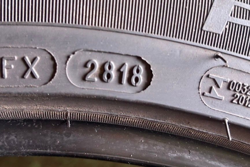 225|45R17