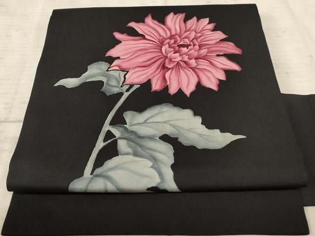 名古屋帯　鉄線花　黒地　金彩　着物　044a d 名古屋帯 鉄線花 黒地 金彩 着物 044a d