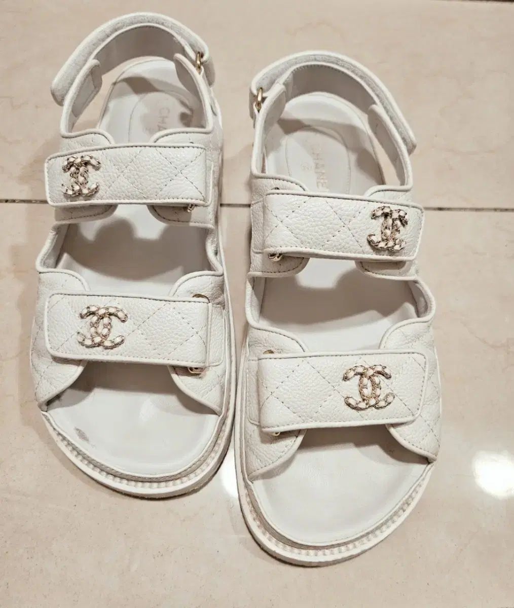 CHANEL シャネル ベルクロ サンダル 白 36 5