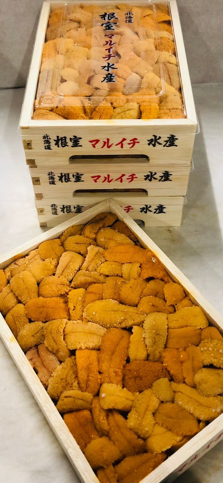 緊急特価】毎日吟選！ 赤ウニ ２５０ｇ バラ Bランク 弁当箱