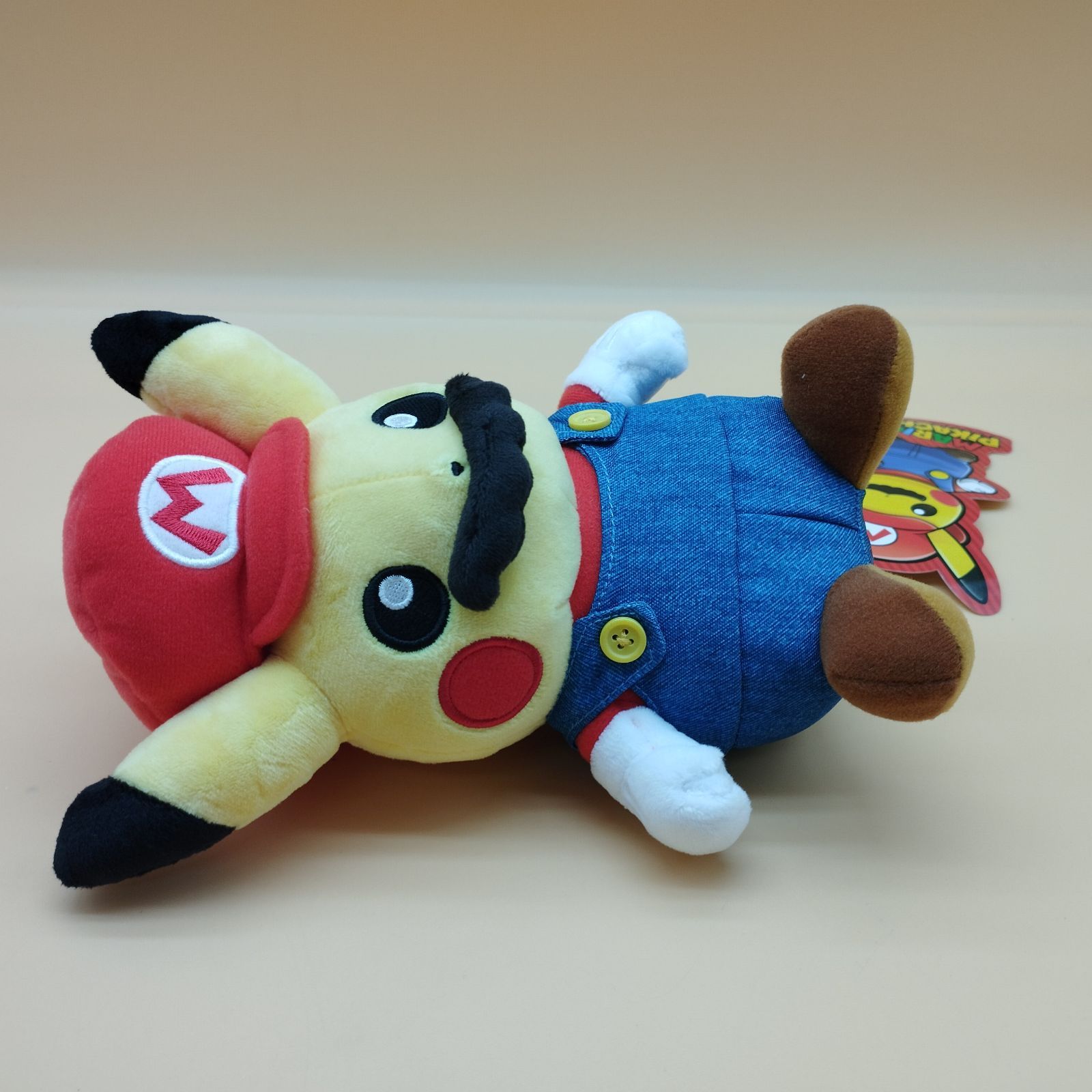 s12395】ポケモンセンター 限定 マリオピカチュウ ぬいぐるみ