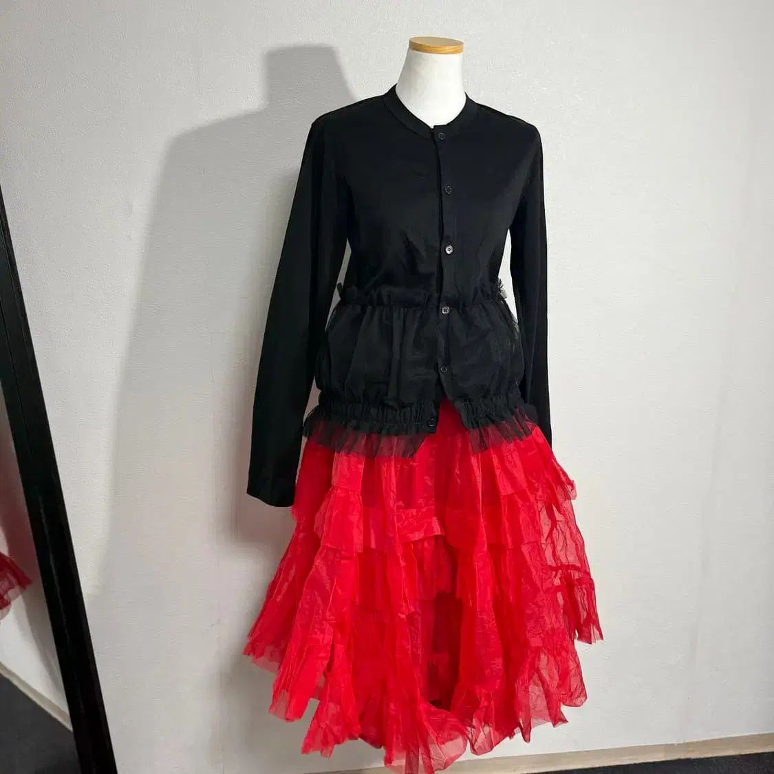 24aw COMME des GARCONS コム デ ギャルソン チュール フリル バルーン スカート xs