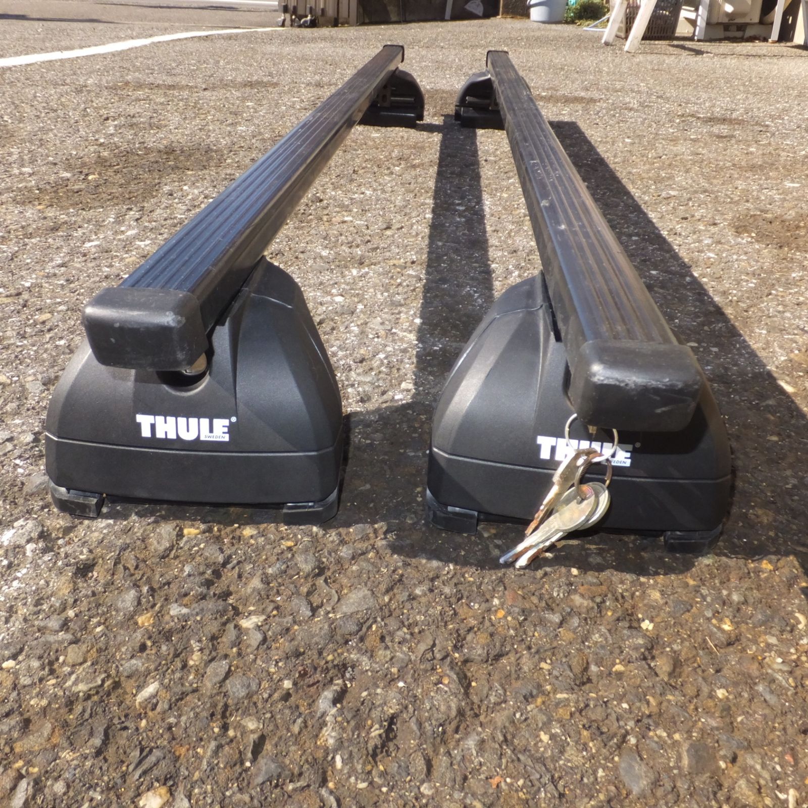 THULE スーリー ベースキャリア 4点セット（開封済み・未使用） Amazon 