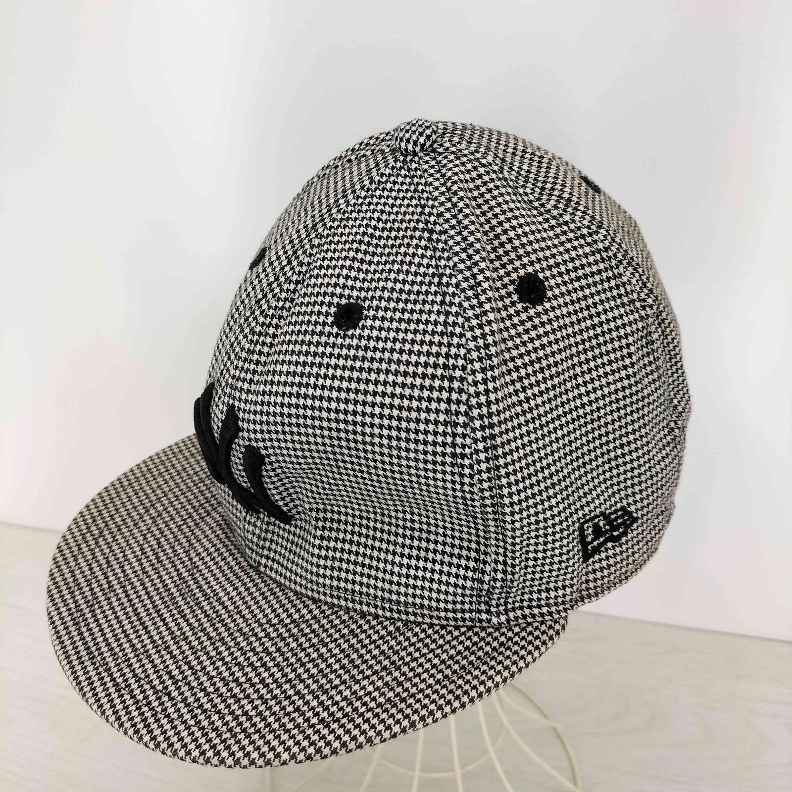 ニューエラ NEW ERA 59FIFTY ロゴ刺繍 千鳥格子6パネルキャップ