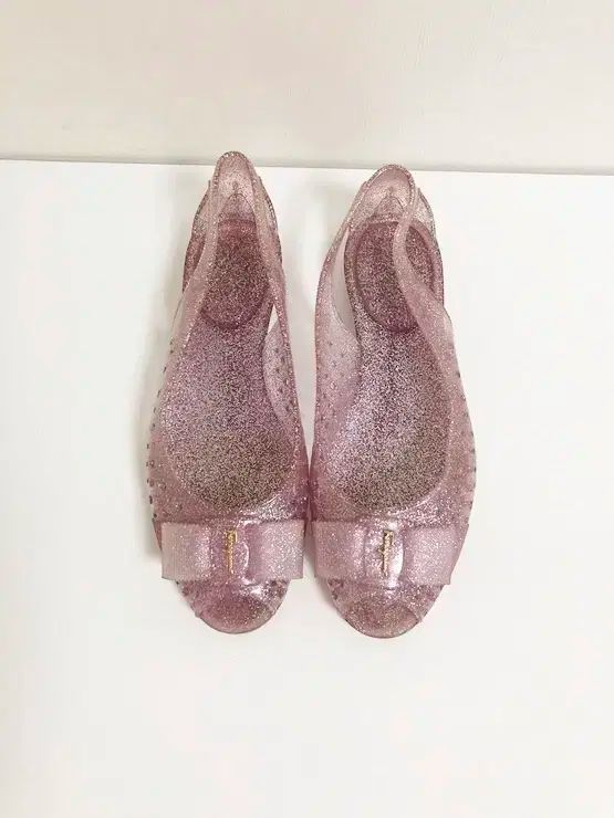 225 サイズ フェラガモ ヴァラ リボン オープントゥ ゼリー サンダル