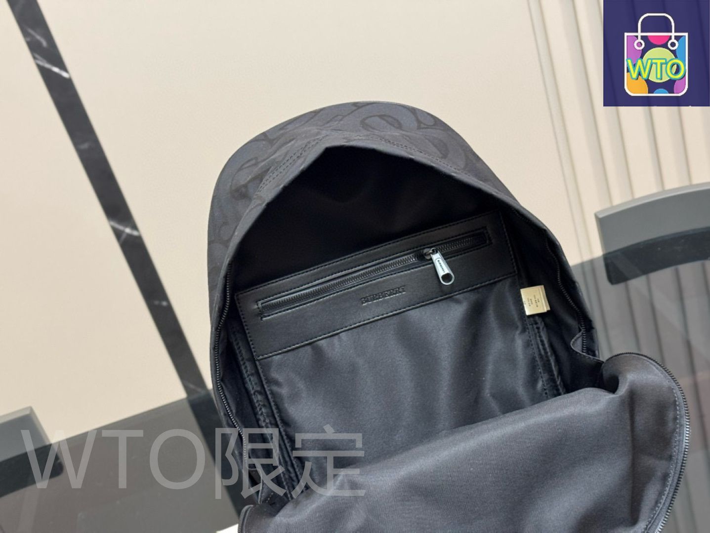 今日特価】Burberry Men's Nylon Backpack 30×40cm-WTO輸入1