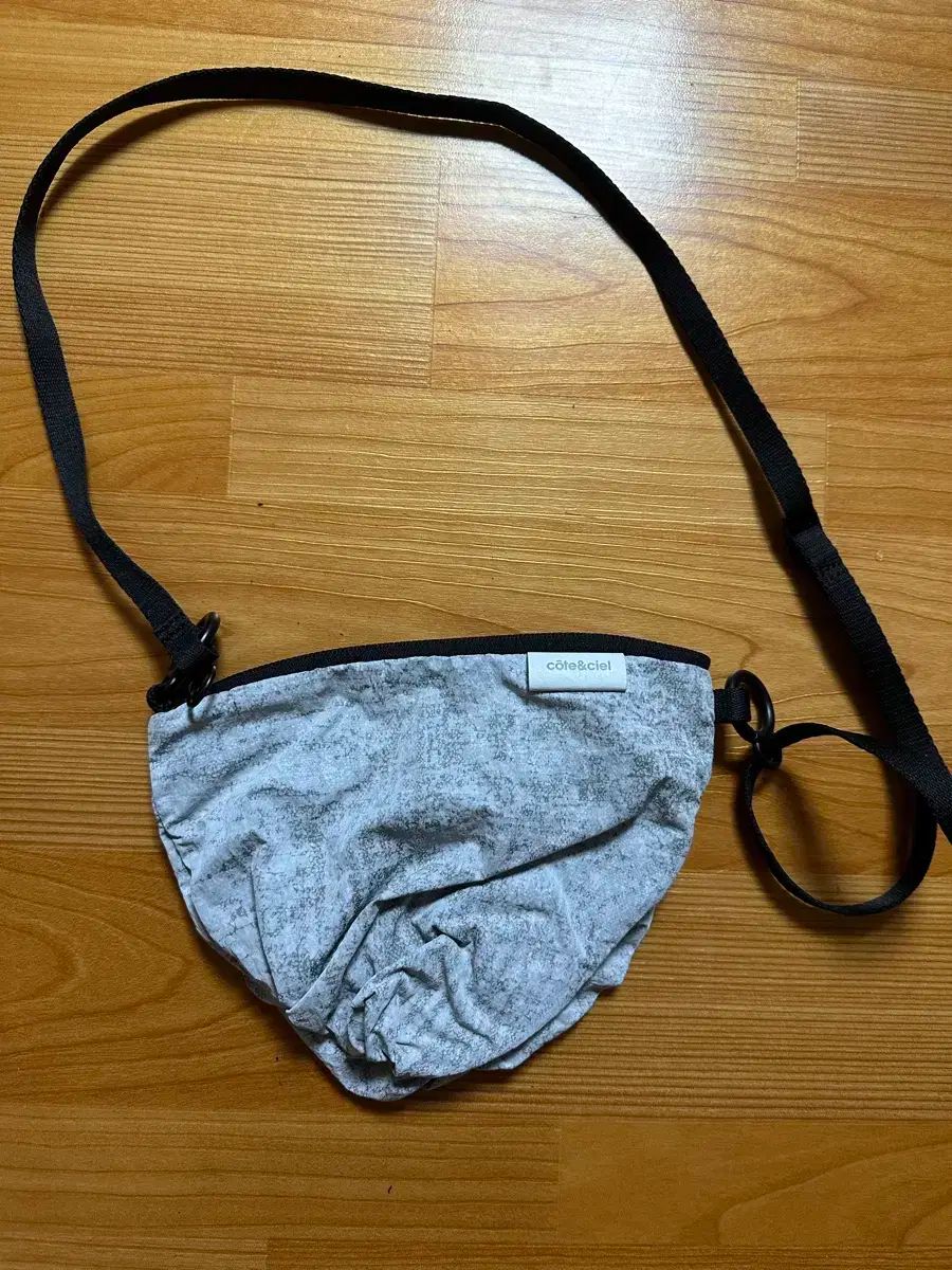 コートエシエル クロスバッグ ショルダーバッグ パターン 柄