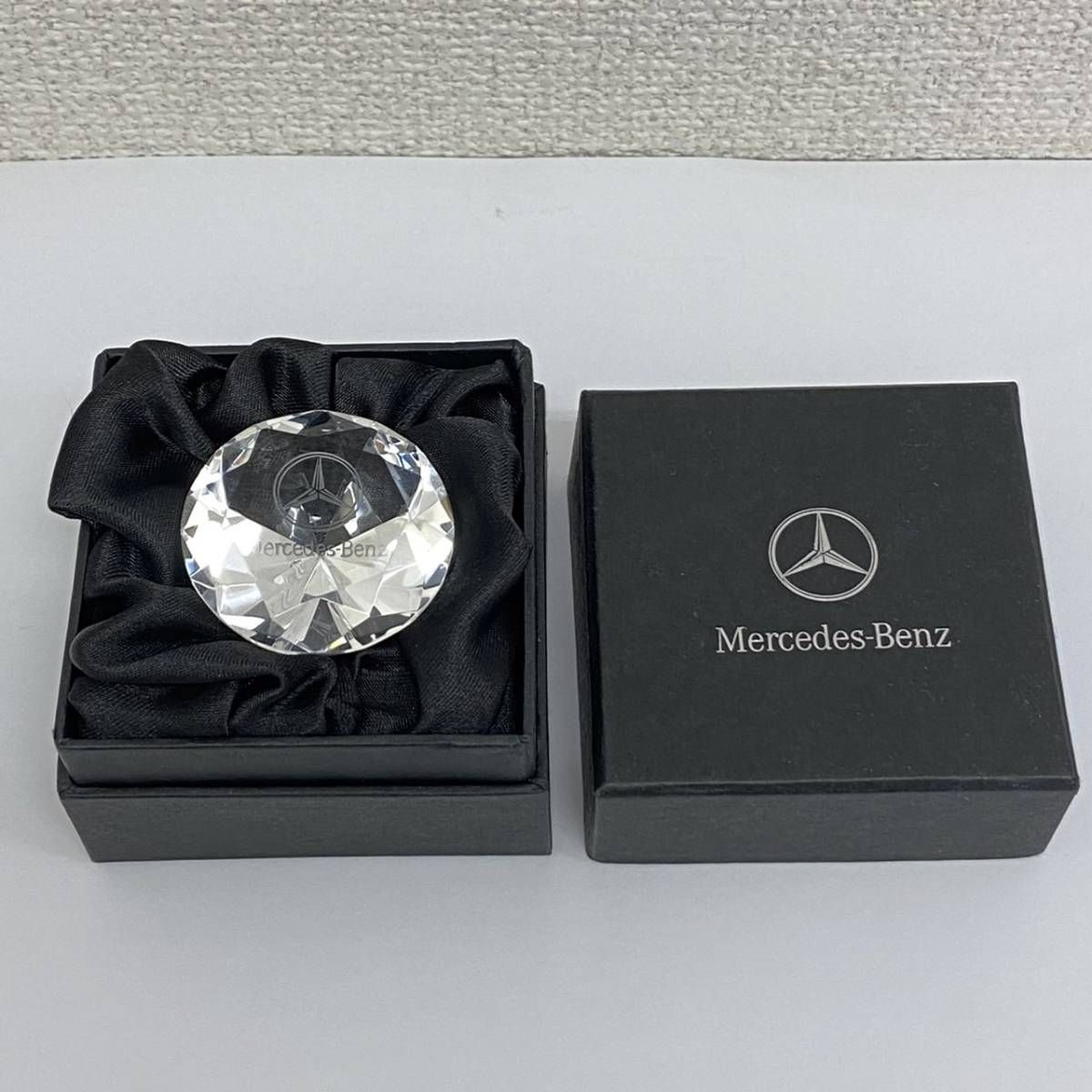 メルセデスベンツAMG クリスタルペーパーウェイト　非売品 AMG クリスタル ペーパーウエイト 未使用品 メルセデス ベンツ