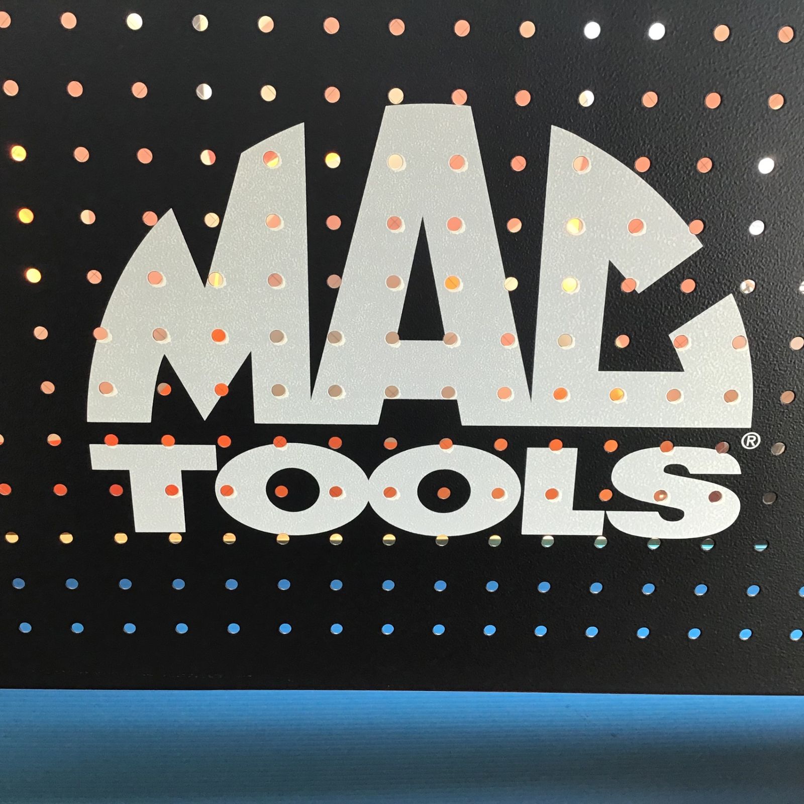 未使用品】マックツール(MACTOOLS) ペグボード付ワークベンチ【岩槻店 