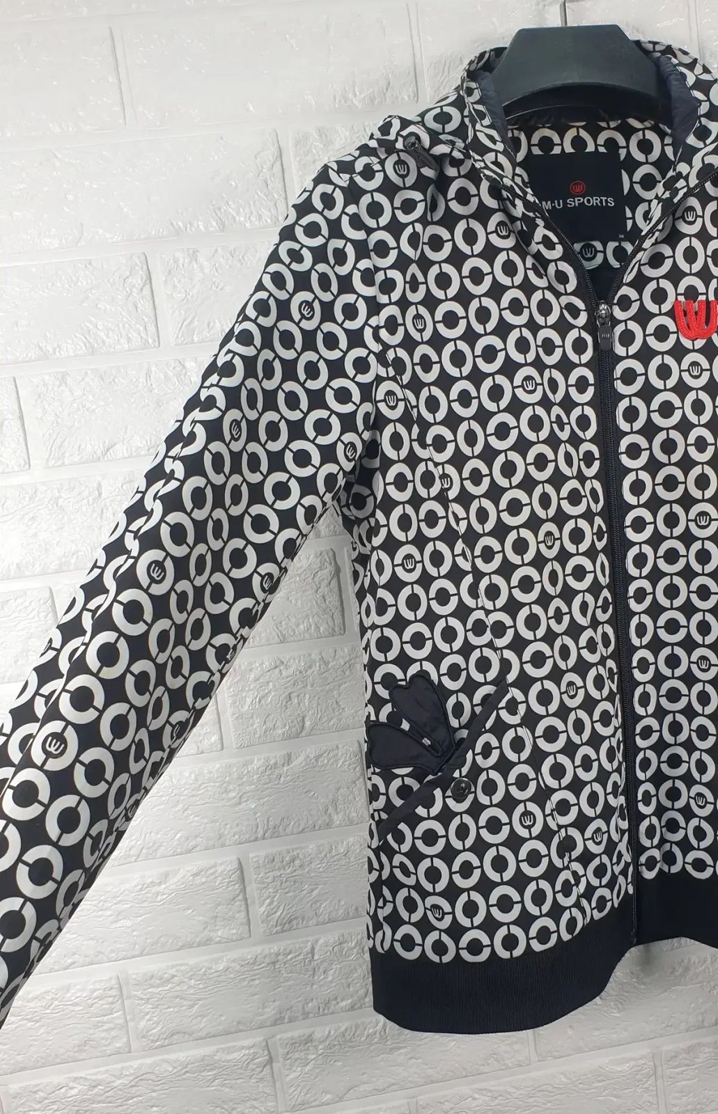 38 エムユースポーツ ゴルフ フード アウター WWW_OLIVIERBERNSTEIN_COM