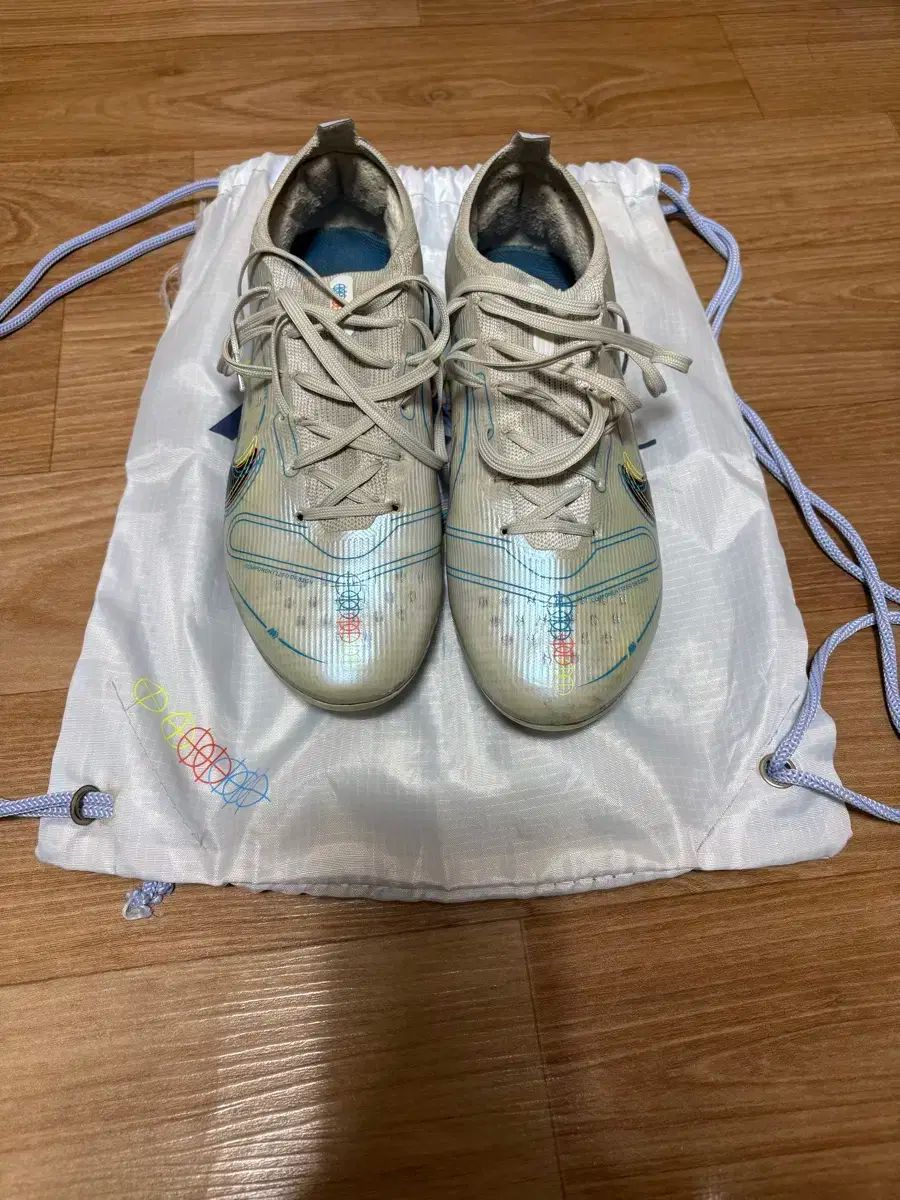 NIKE(ナイキ) マーキュリアル ヴェイパー 14