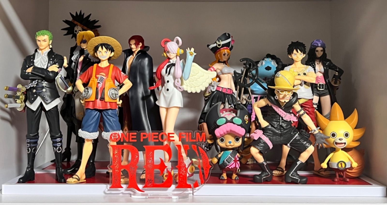 ➀ワンピース プライズフィギュア用台座（DXF FLIM RED③