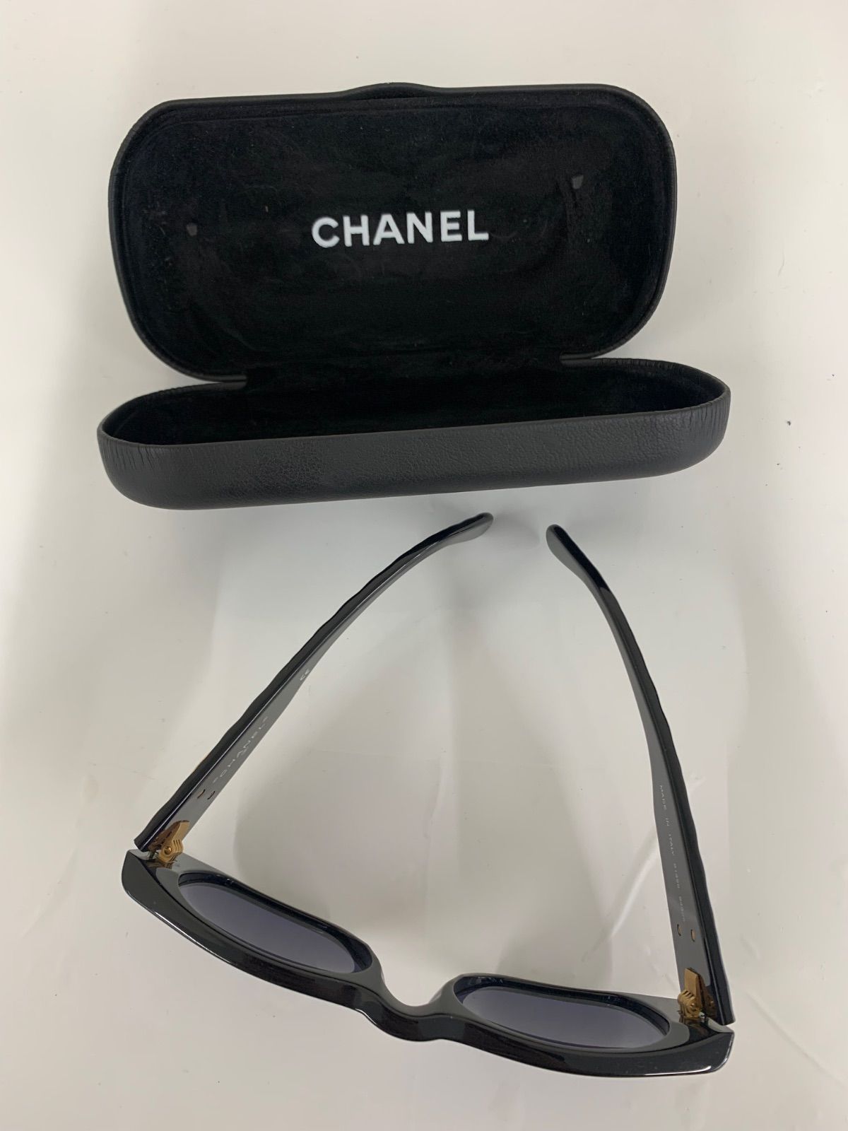 CHANEL シャネル マトラッセ ブラック サングラス 良品 CHANEL シャネル サングラス マトラッセ 黒 ブラック