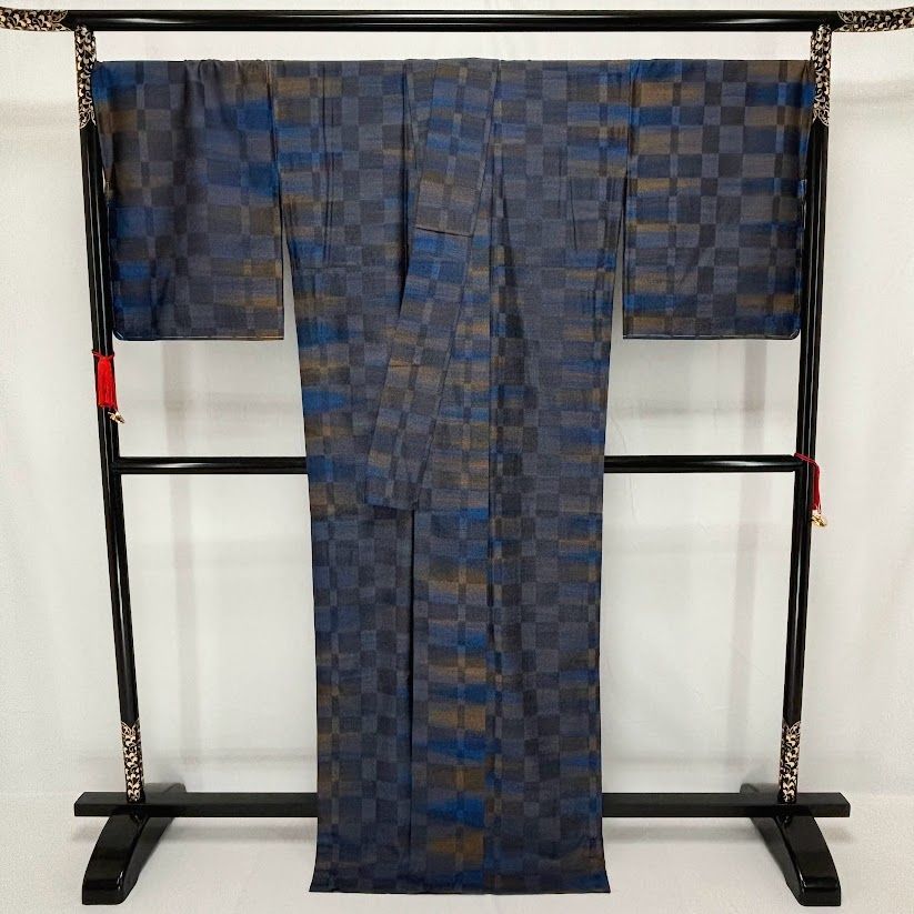 まき様専用 未使用品 単衣着物 トールサイズ 紅泥紬 揺らぎ織