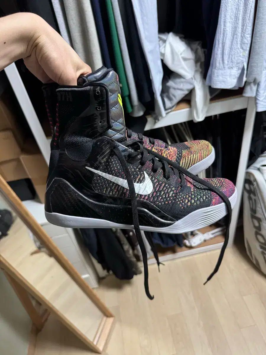 NIKE ナイキ コービー 9 ハイ 傑作 285