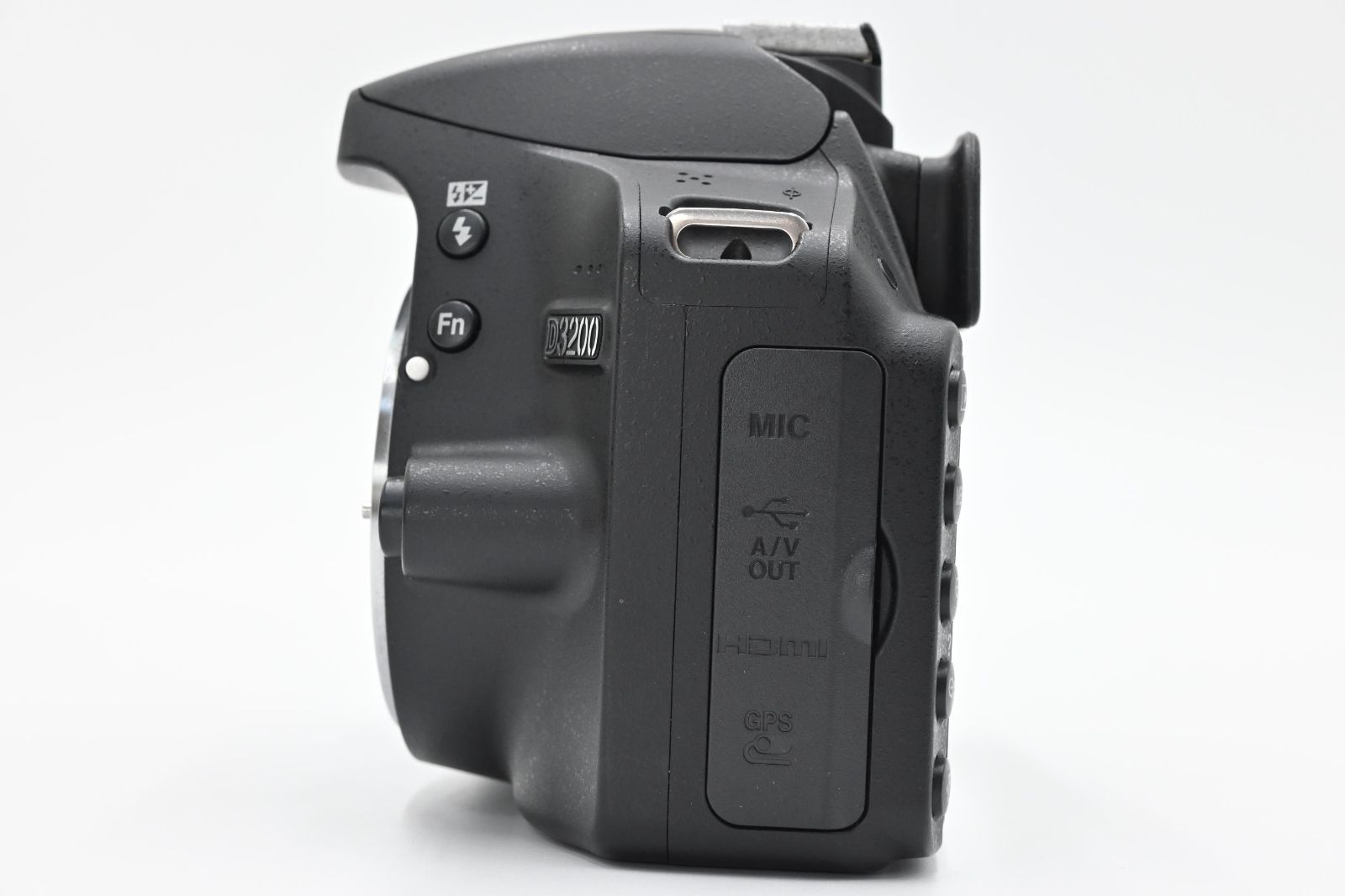 新品級】Nikon デジタル一眼レフカメラ D3200 ボディー ブラック D3200BK #502 メルカリ
