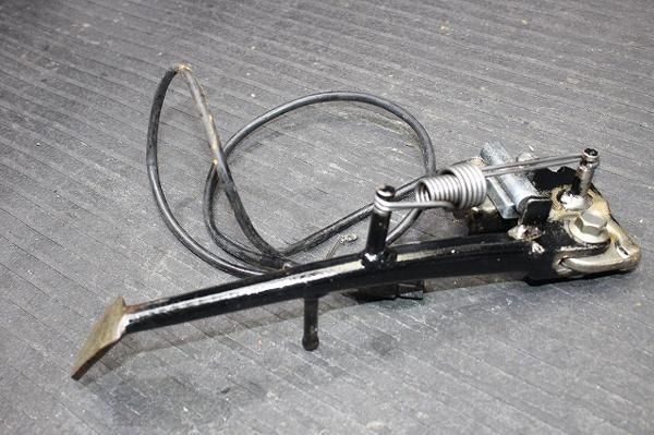 バンディット400GK75AサイドスタンドS76-70