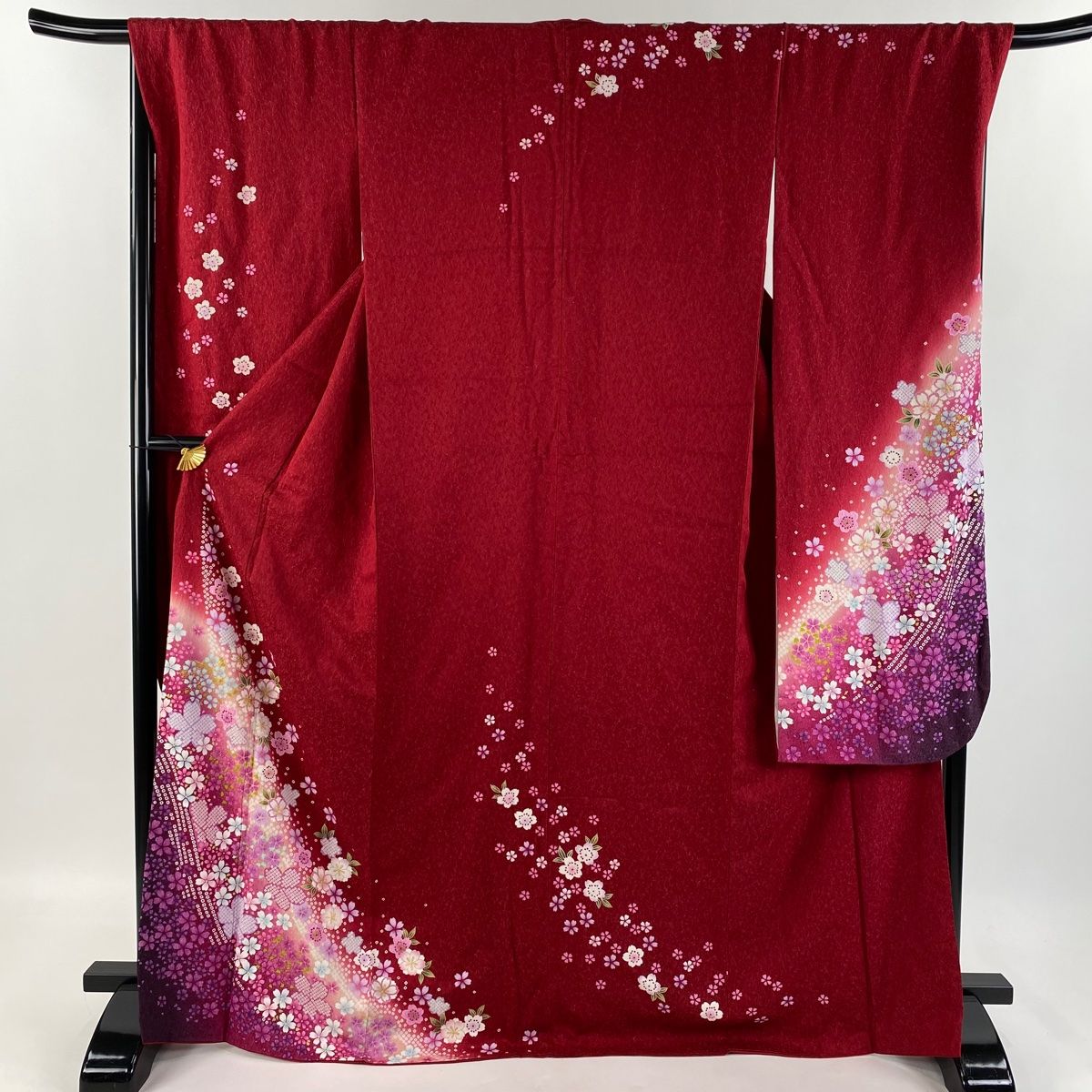 振袖 豪華 銀通し 紋意匠 桜 牡丹 身丈169cm 振袖 豪華 銀通し 刺繍 金彩 紋意匠 洋花 モダン 身丈169cm