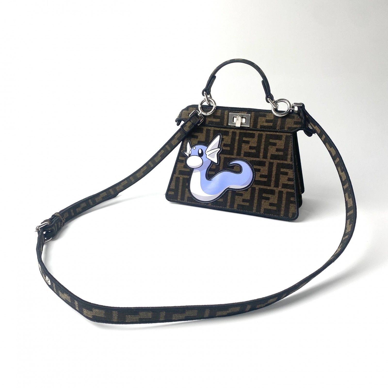新品未使用　FENDI フェンディ　ハンドバック　ポケモン 新品未使用 FENDI フェンディ ハンドバック ポケモン - メルカリ