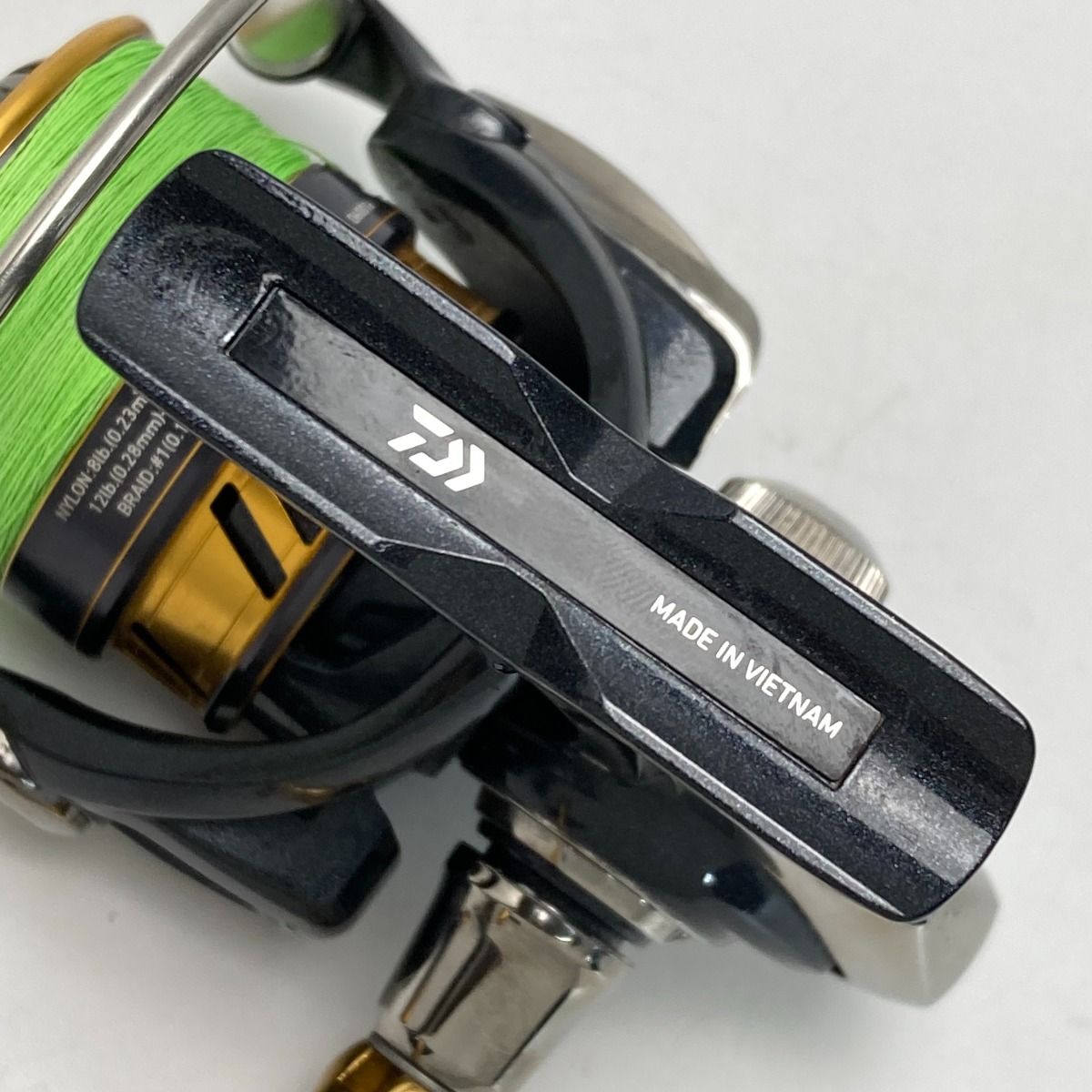 DAIWA ダイワ 18 レガリス LT3000-CXH 060016 スピニングリール 中古