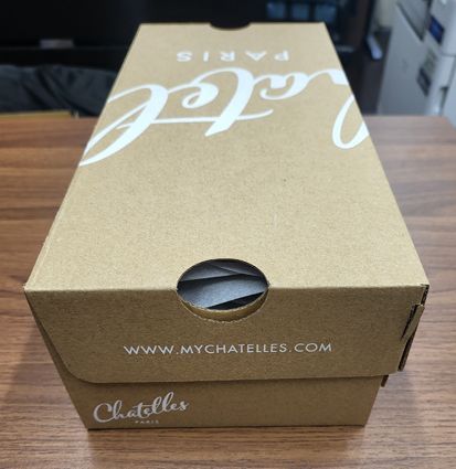 Chatelles 太陽と月 フラットシューズサイズ37（23.5cm)未使用品