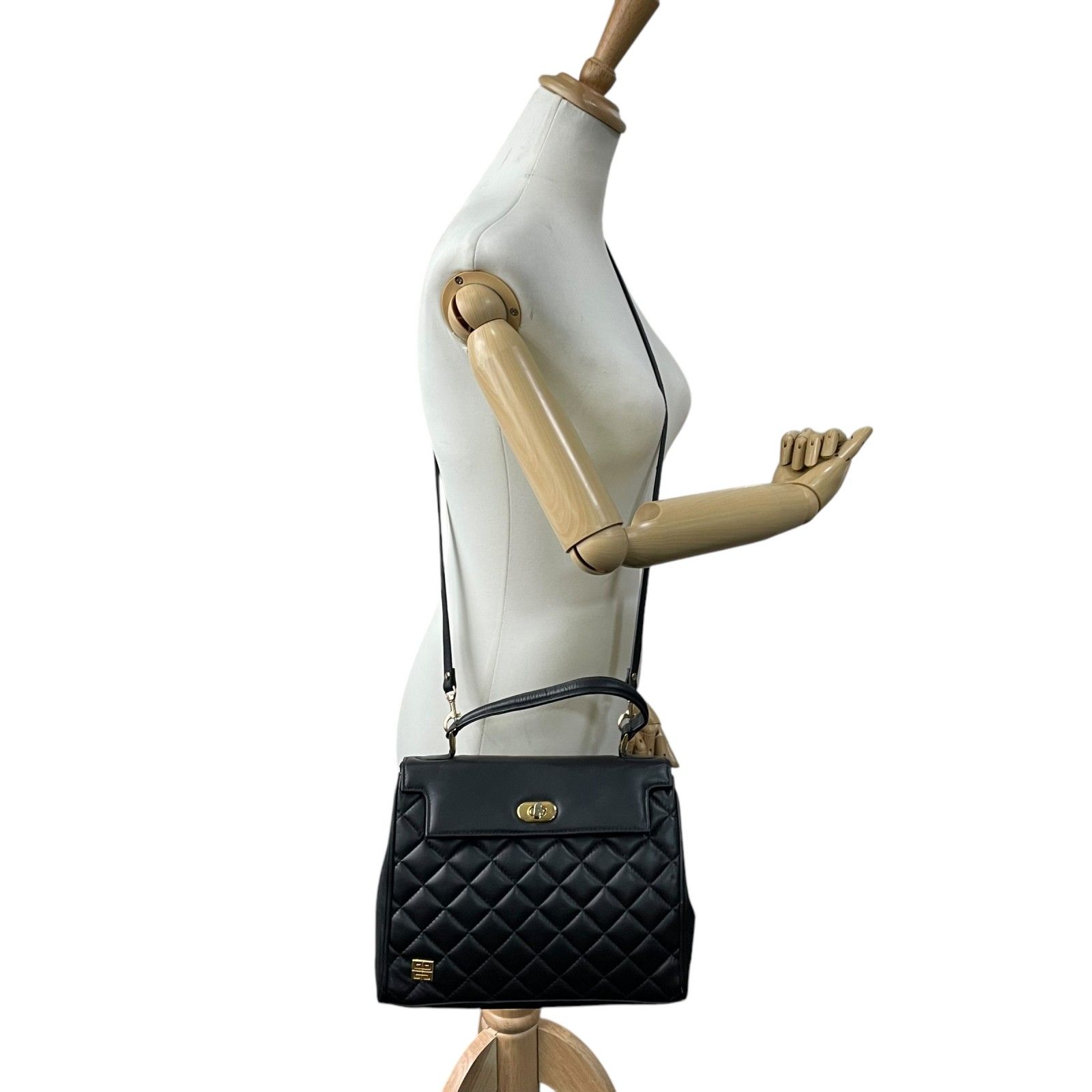 美品 GIVENCHY ジバンシー ハンドバッグ ショルダーバッグ 2WAY  