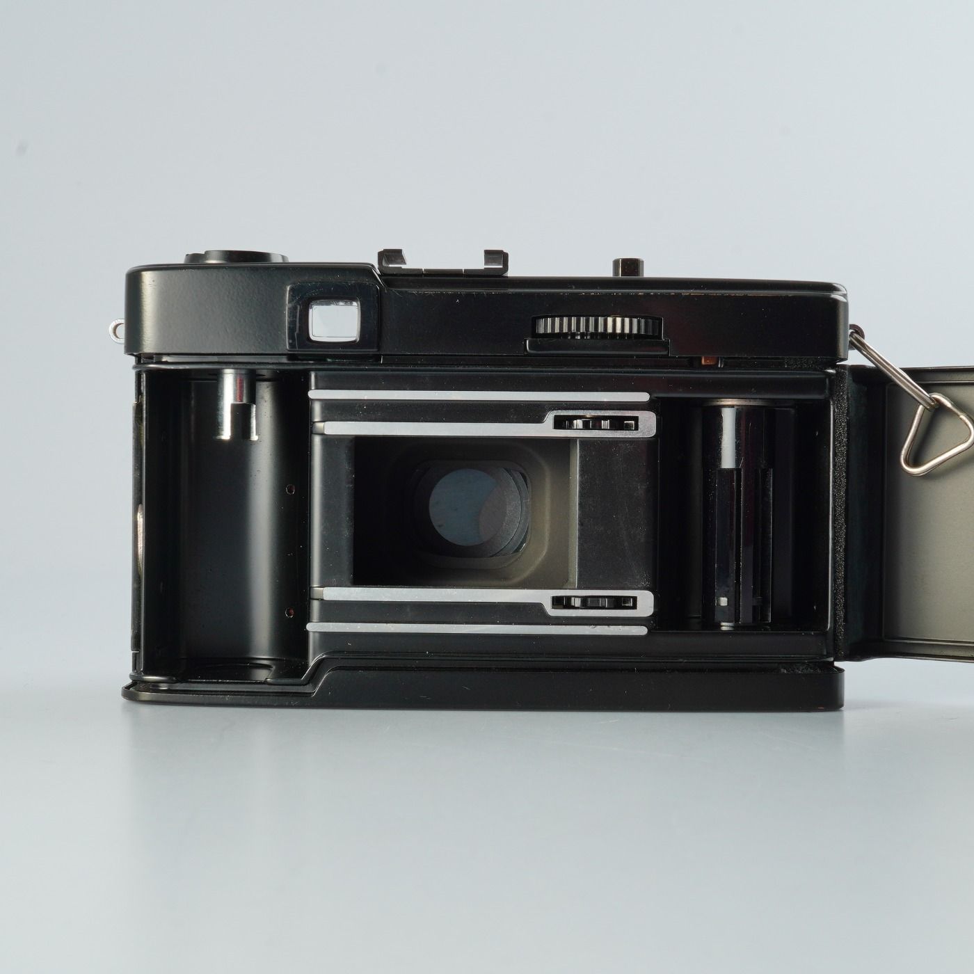 コンパクトフィルムカメラ