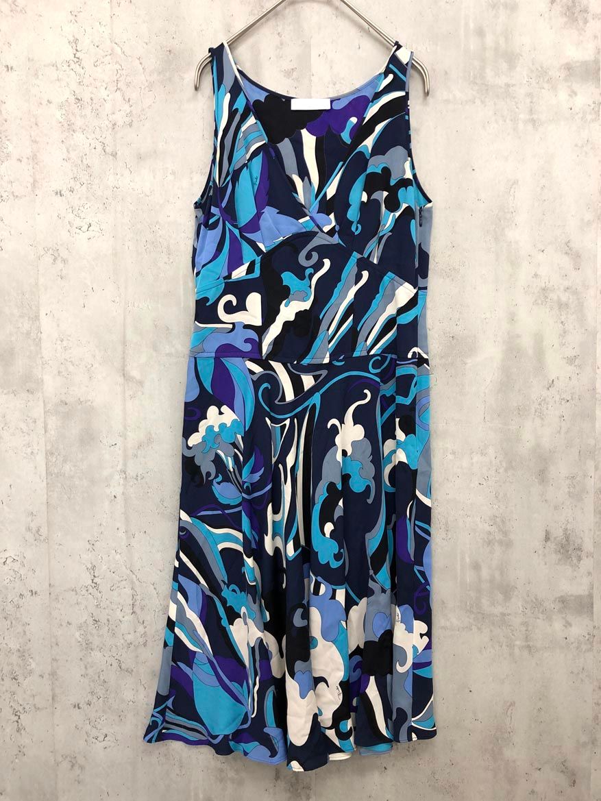 【EMILIO PUCCI】ノースリーブワンピ　イタリア　シルク　ブルー　36 2025年最新】EMILIO PUCCI カラー：ブルー系 ノースリーブの人気