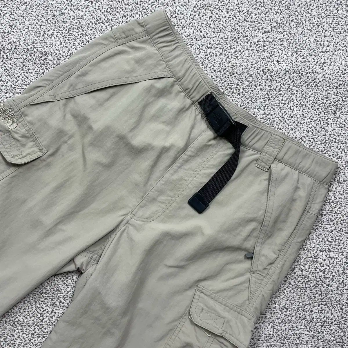【雷市場（ポンジャン）商品韓国直送】 THE NORTH FACE(ザノースフェイス) カーゴ バミューダ パンツ ハーフパンツ M 240829