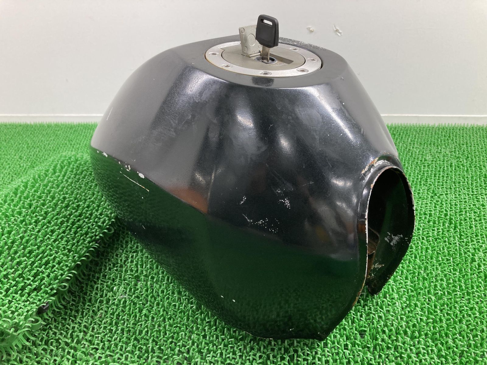 キタコ製 カーボンオイルキャッチタンク APE50/100用 中古 キタコ製 カーボンオイルキャッチタンク APE50/100用 中古