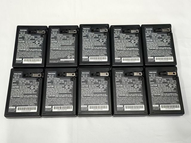 RICOH リコー 充電器 BJ 10 バッテリー チャージャー DC 4.2 V 品 デジタルカメラ 外観良好 ppp 2532