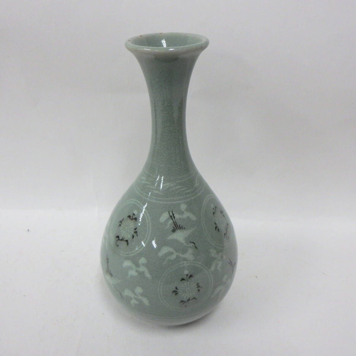 青磁　一峰　花瓶 青磁 峯岩 花瓶 花器 一輪挿し 壺 併売 - メルカリ