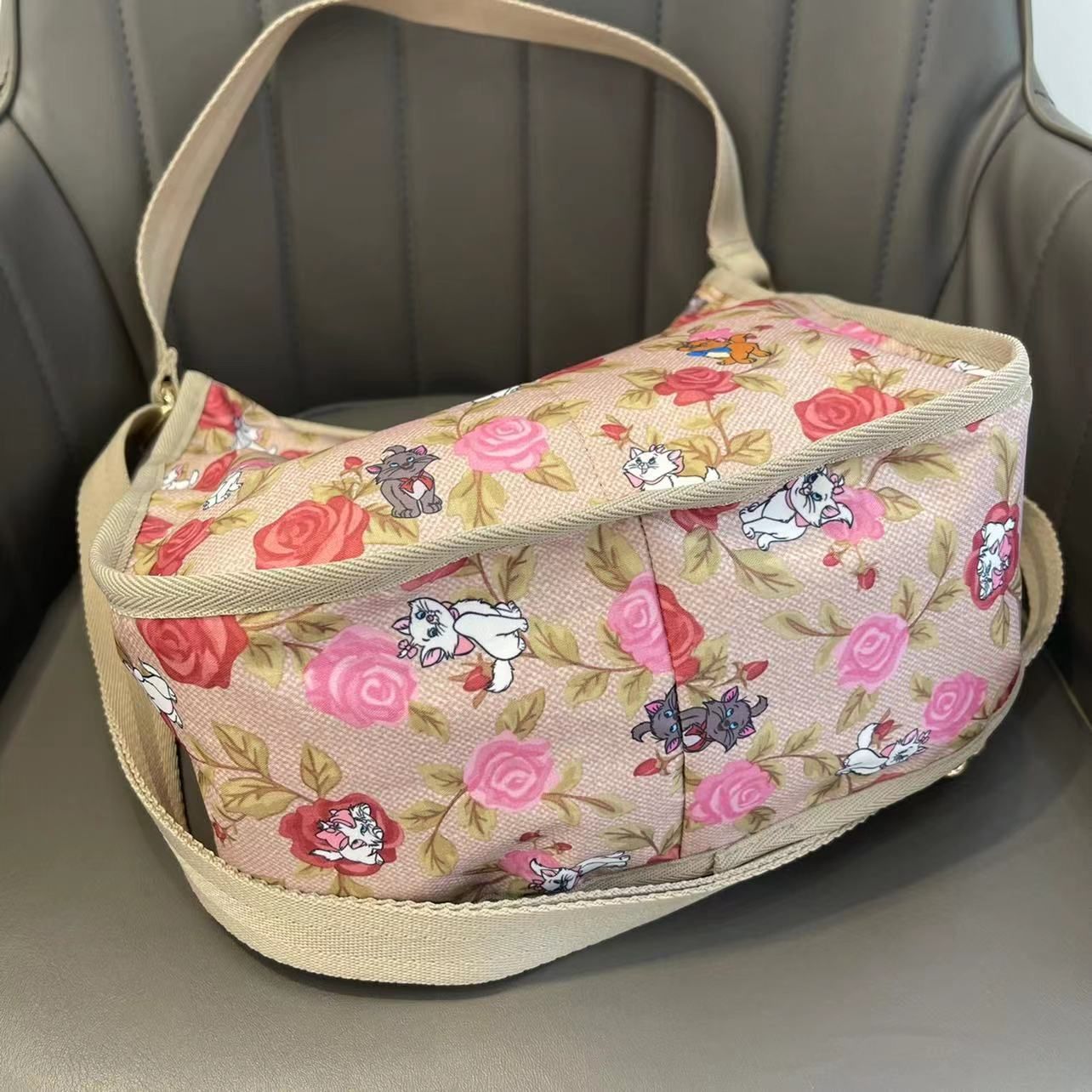 LeSportsac レスポートサック ディズニーマリーキャット ショルダー