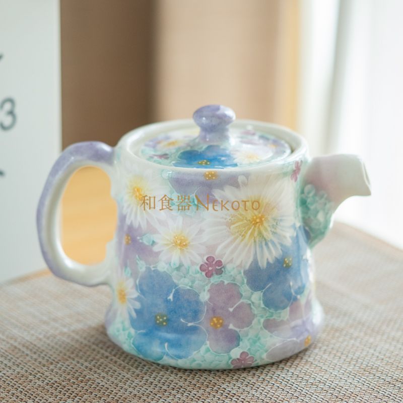 ゆずりは工房 花友禅 ポット急須 おしゃれ かわいい カフェ 陶器 瀬戸焼 和食器 食器 手描き プレゼント 贈り物 ギフト 敬老の日 43470